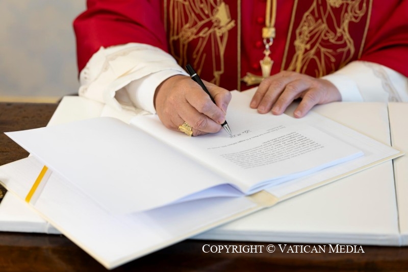 Apuntes | El Vaticano entra en el debate sobre la inteligencia artificial 1 a vaticano